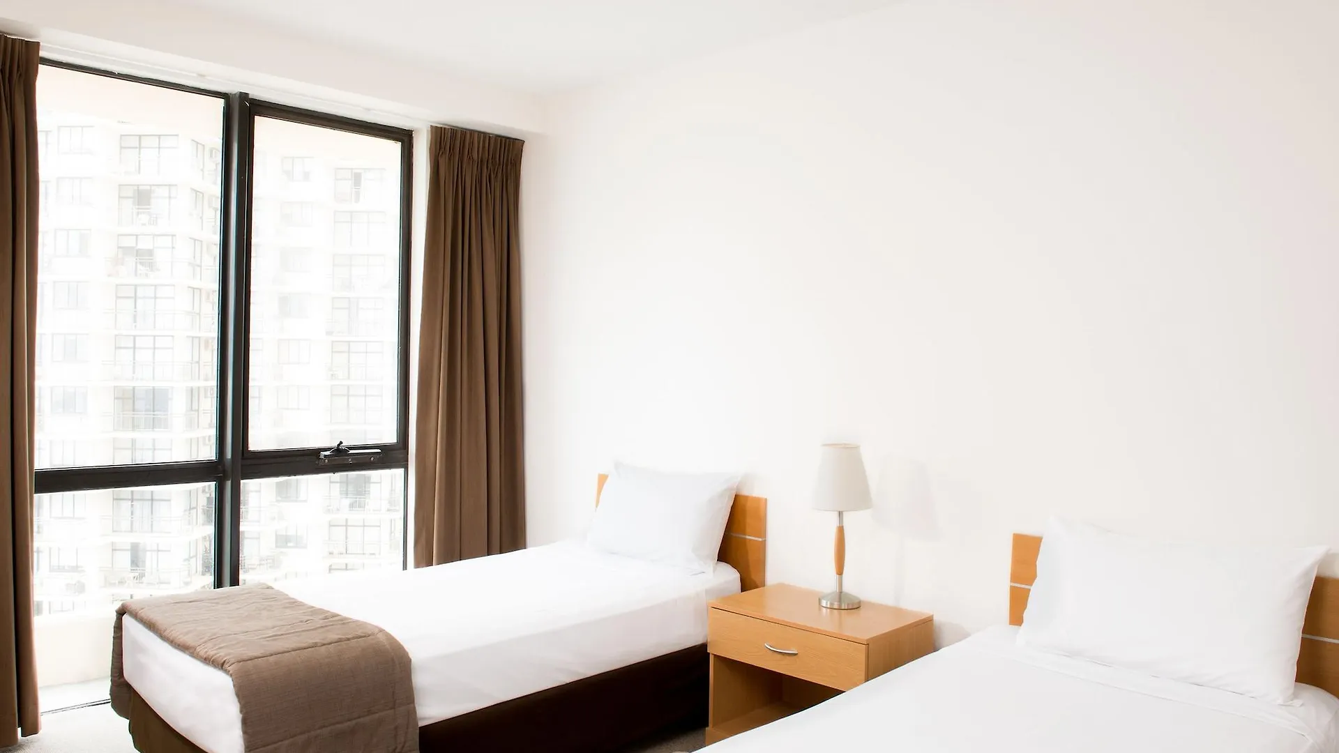 Paradise Centre Apartments Голд-Кост