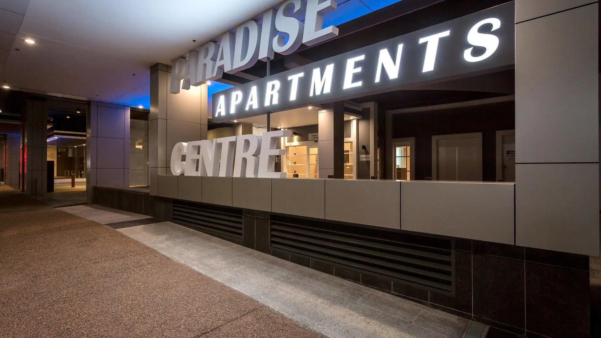 Paradise Centre Apartments Голд-Кост